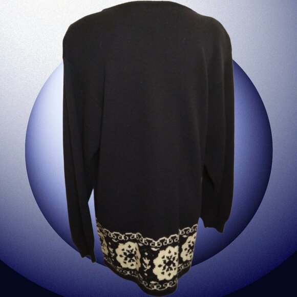 Liz Claiborne Womens Top Medium/ Black w White Floral 100% Merino Wool Sweater - Picture 2 of 13